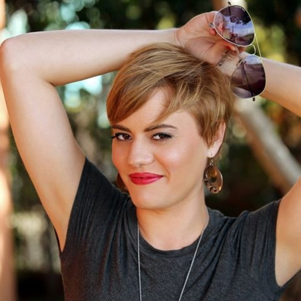 Meet your Posher, Jennifer